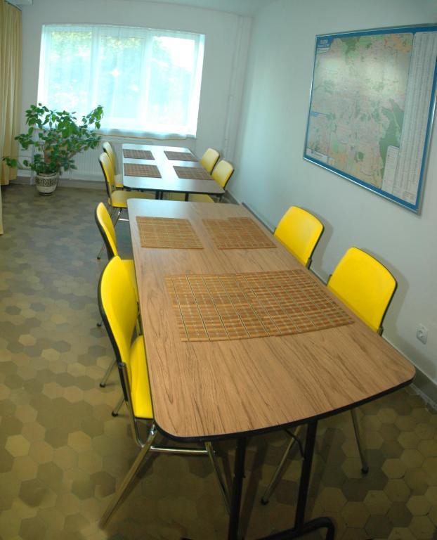 Yellow House Hostel Lviv Exterior photo